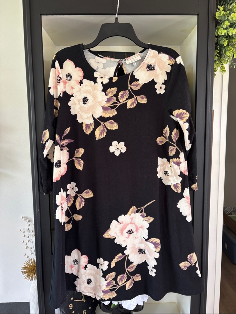 Bobbie Brooks Black Floral Long Sleeve Shift Dress